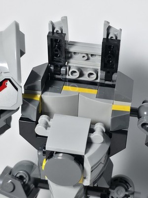 LEGO 75973 Overwatch Reinhardt Partial MECH Suit Incomplete (T3