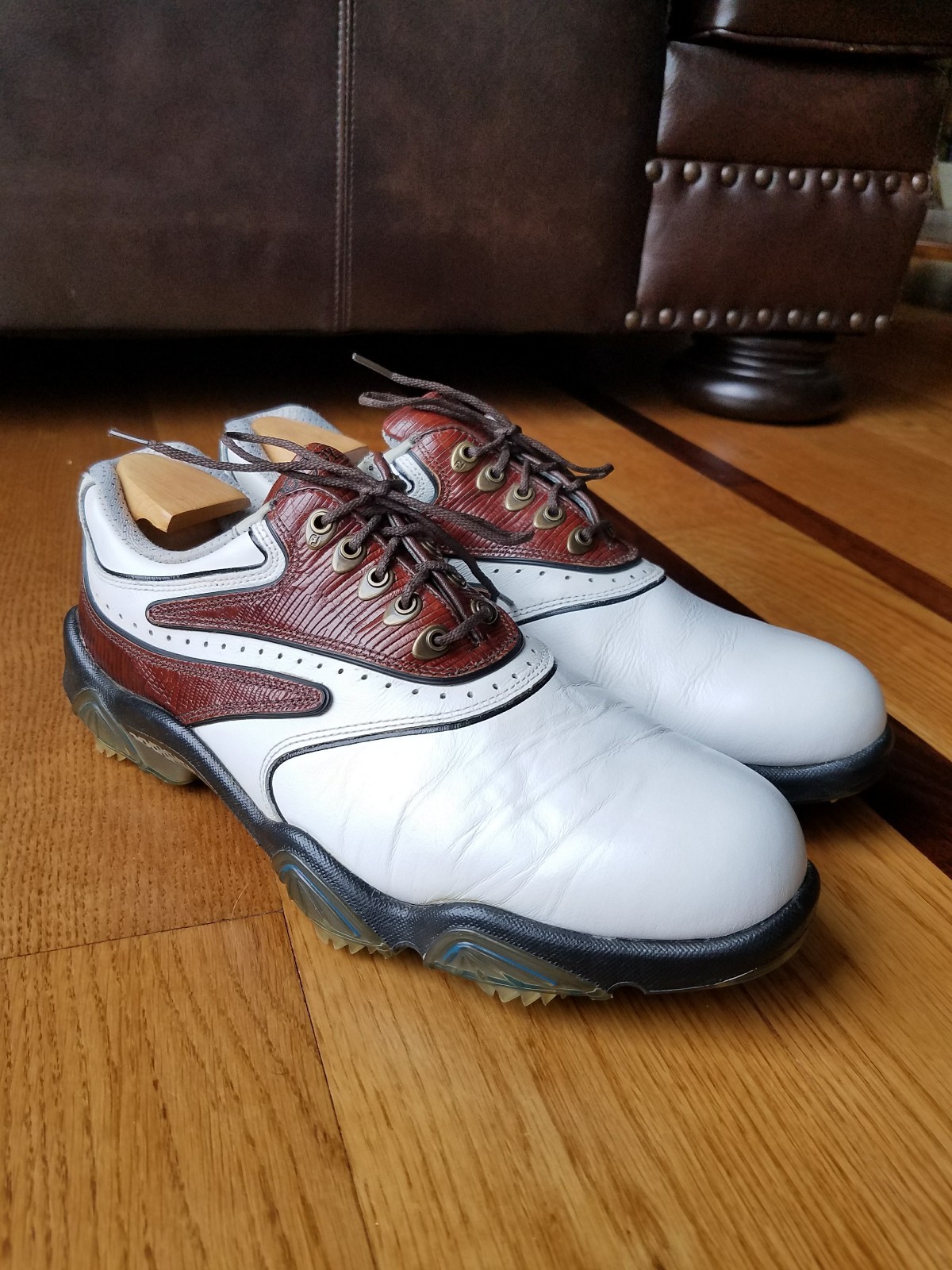FootJoy SynrG Mens Golf Shoes White/Brown Leather Memory Foam 53862