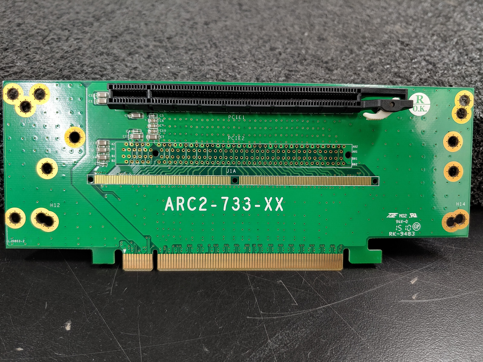 AMERIRACK AMERI-RACK ARC2-733-XX ARC2-733 Series PCIEXLINK-X8 Riser ...