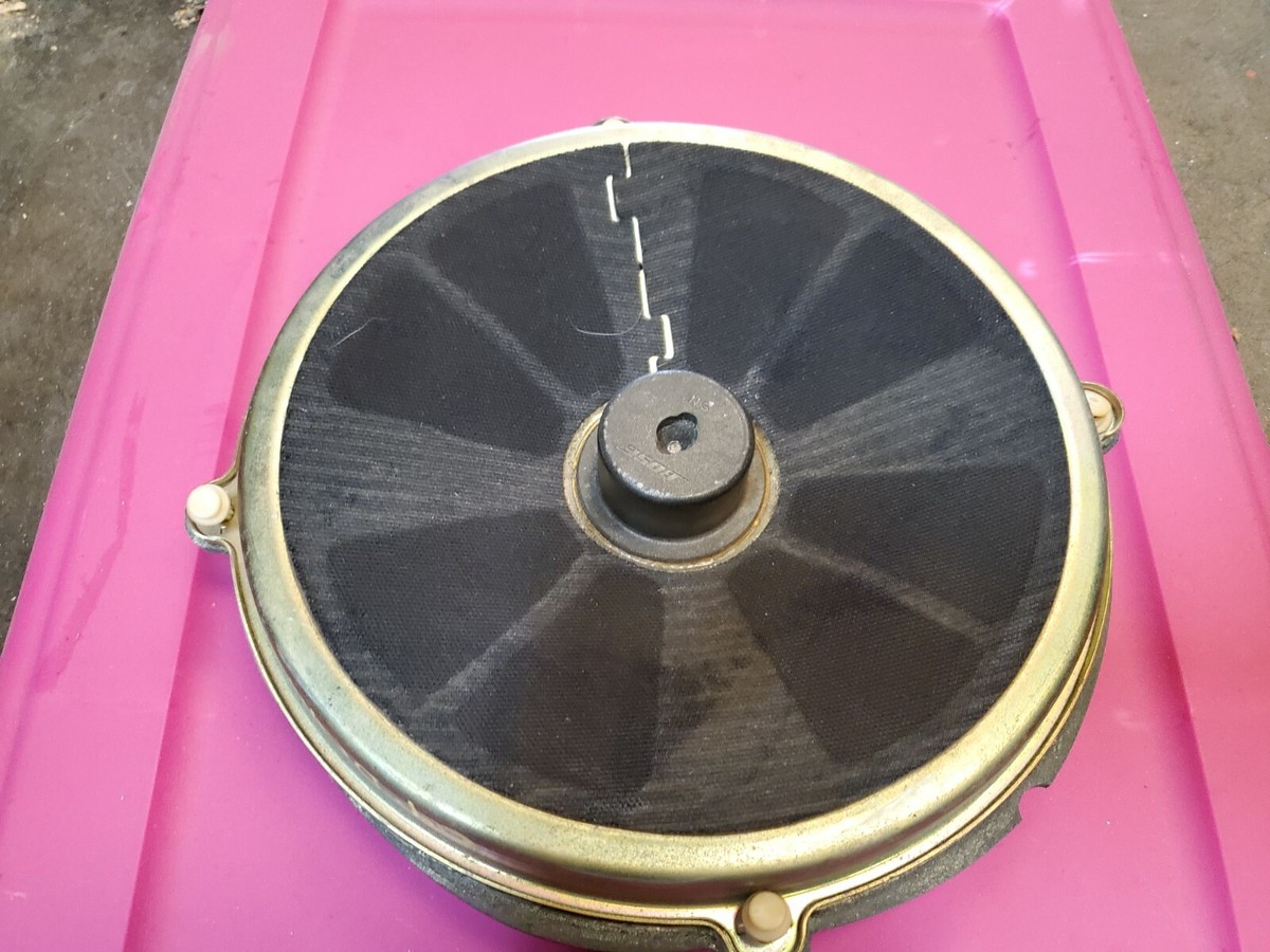 2000 01 02 03 04 2005 CADILLAC DEVILLE SEVILLE BOSE SUBWOOFER