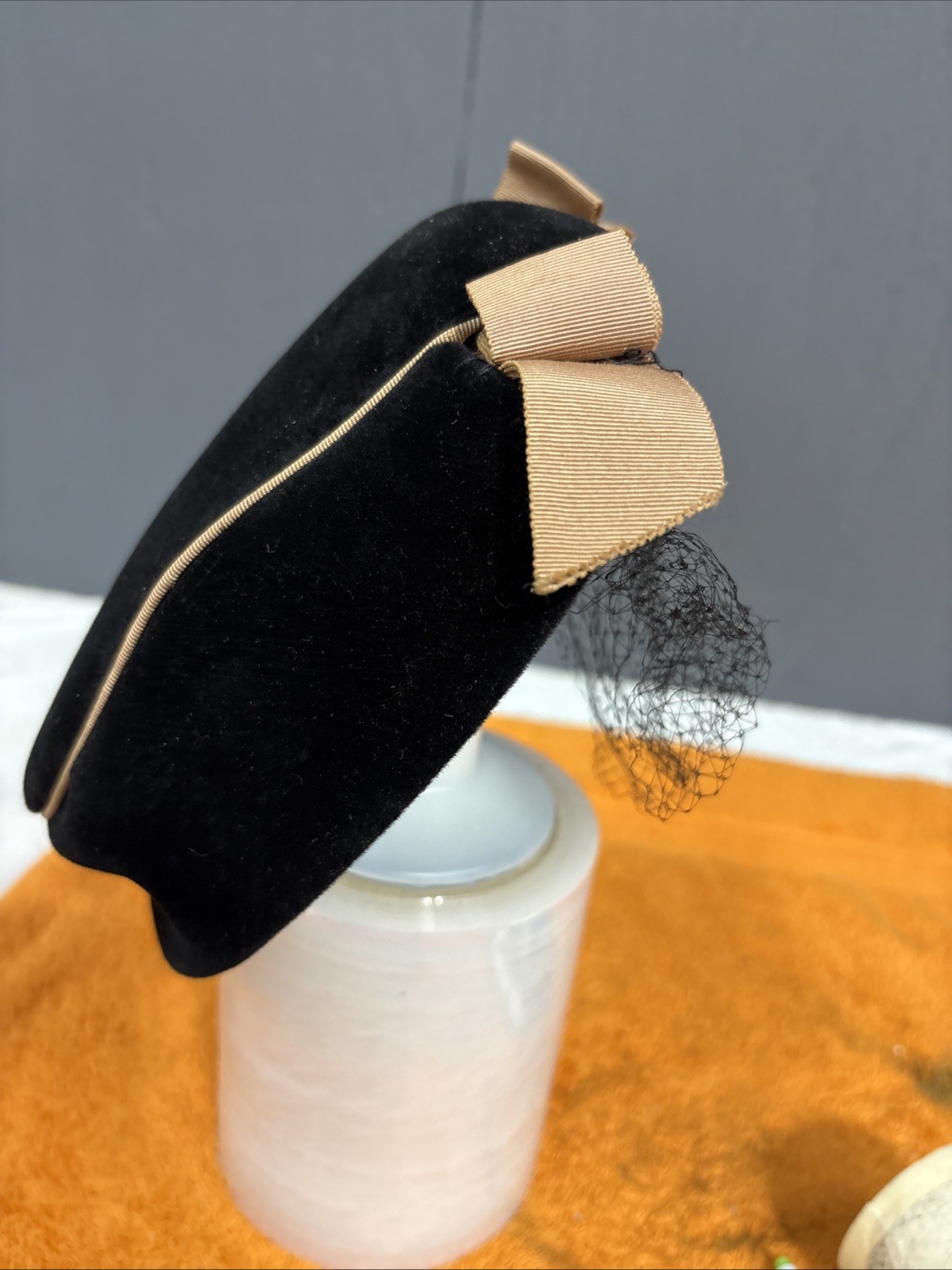 N-15-Vintage CHRISTIAN DIOR 1950-60s Black Velvet Sequins Hat New York 2 Hat Pin