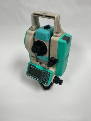 Nikon NPL-322+ 2''Total Station Surveying Instrument w/ Hard Carry Case & Charger