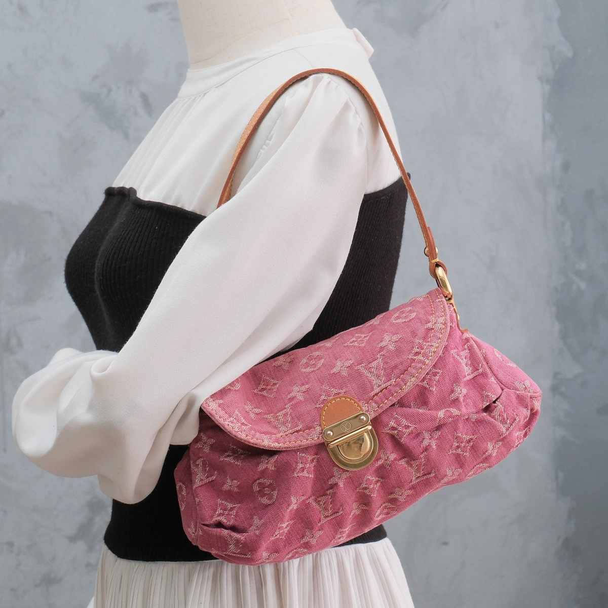 Louis Vuitton ミニバッグ ピンク系~~~ Louis Vuitton Pleaty Shoulder Bag Mini Pink Denim for sale online