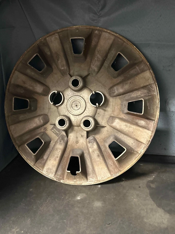 Fits 2005-2007 Chrysler Pacifica, 17in Wheel/Rim Hub Cover/Cap, OEM:4766400AB Foto 2 de 4