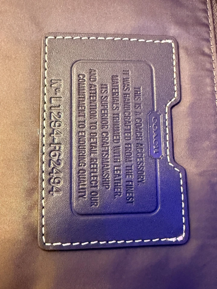 NEW Coach Khaki Cam Leather Notepad Signature Portfolio F62494 - Image 2 of 4