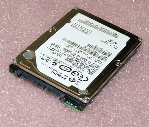 320GB Hitachi HTS5453232L9A300 5400rpm Notebook Festplatte SATA 6,3 cm (2,5").