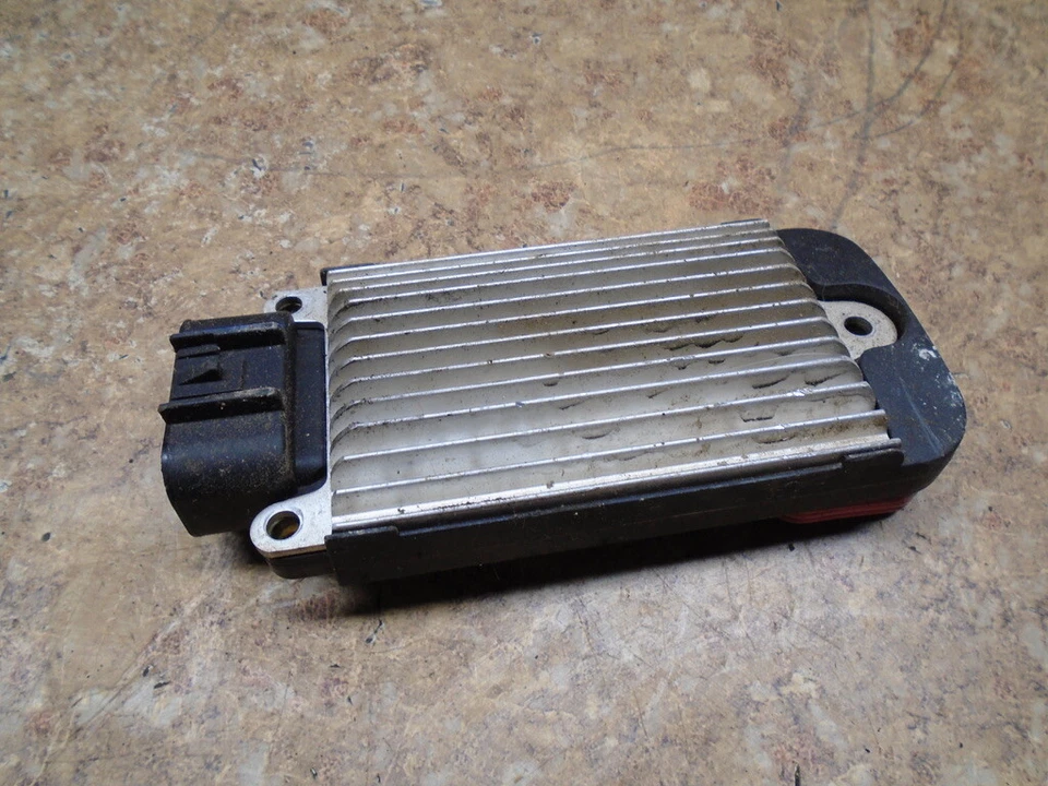 Saturn SC2 SC 2 S Series 1999 ECU ECM módulo de control unidad caja control del acelerador Foto 2 de 3