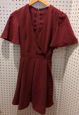 Windsor Burgundy Wine Red Short Sleeve Dress Size Small Vneck Tie