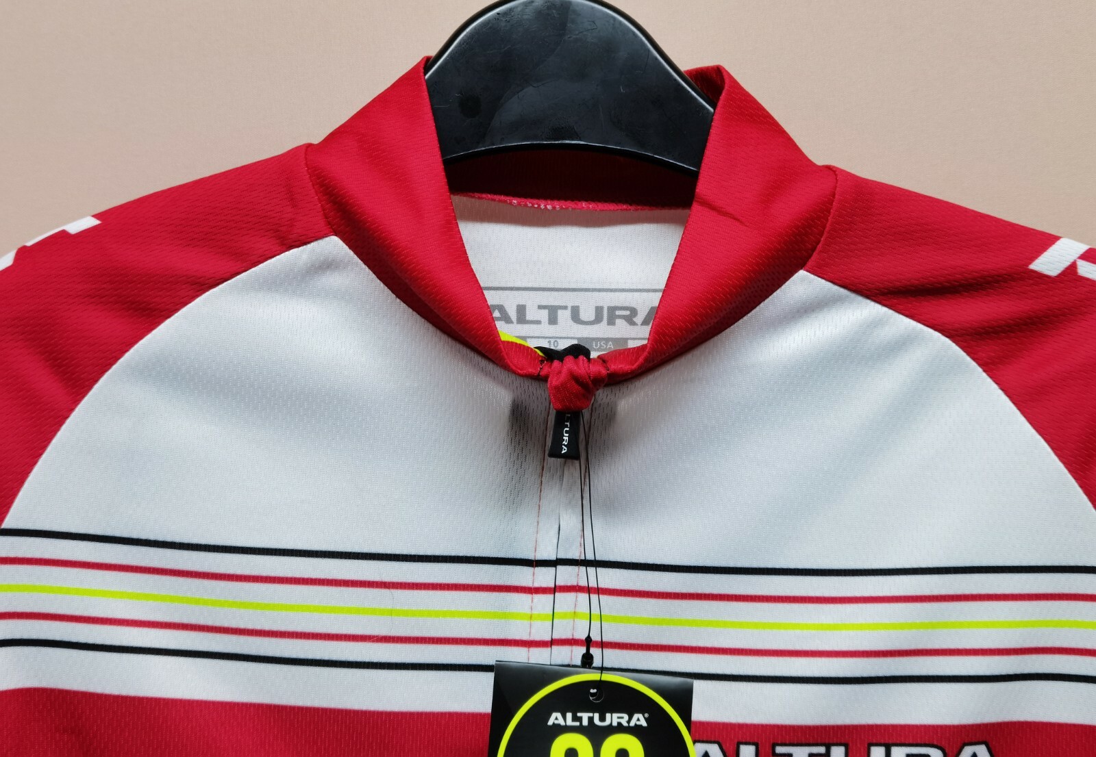 Altura Cycling Women's Strad 2 Short Sleeve Jersey High Wicking Red