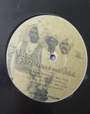 UP BUSTLE & OUT SILKS PERFUME AND GOLD 12" VINYL  NINJA TUNE ZEN 1255 VG+/VG+