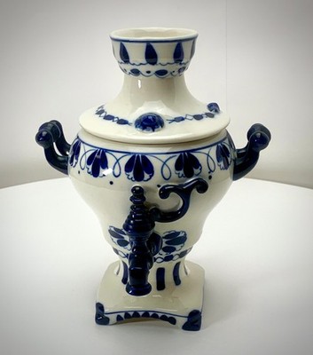 Vintage Russian Blue USSR Handmade Porcelain GZHEL Samovar 2004. 8-1/4''