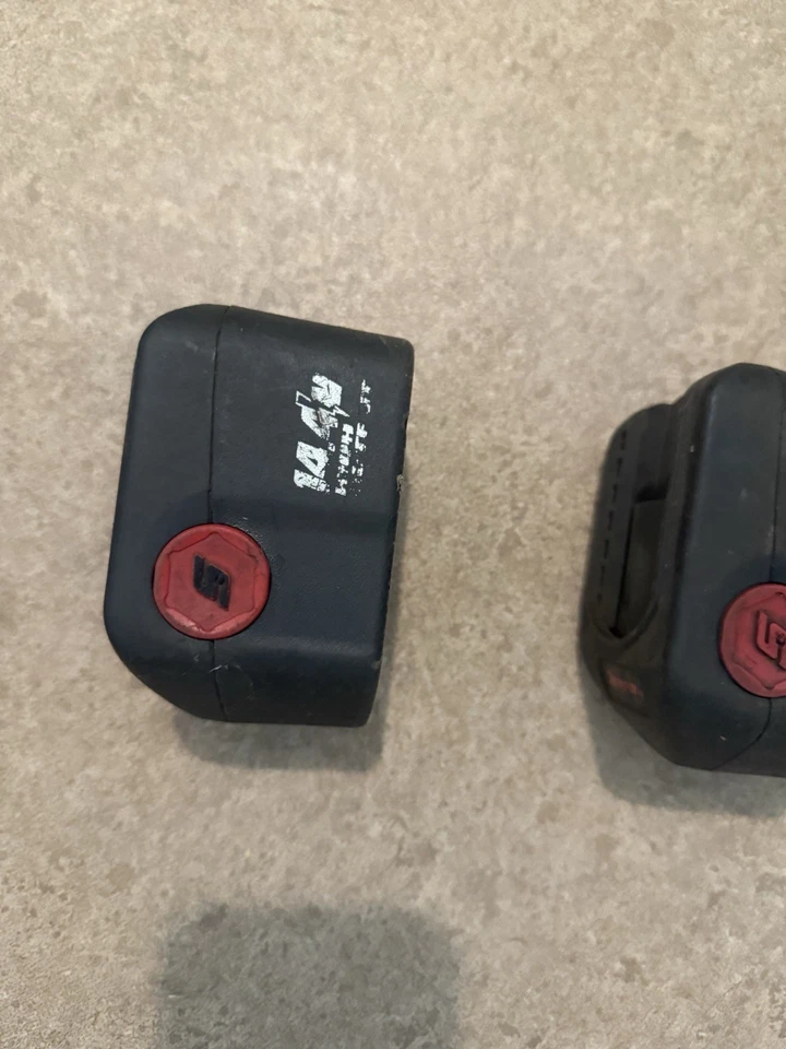 Lote de 4 baterías Snap On 14.4v 4147. TODO NECESITA REFORMA! ¡Reconstruye núcleos!  Foto 3 de 4