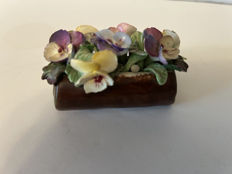PANSIES ON A LOG DENTON CHINA BEST BONE FROM ENGLAND