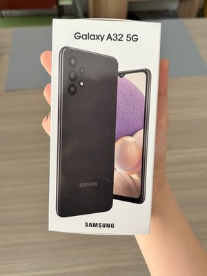  New Samsung Galaxy A32 5G SM-A326U 64GB Black FACTORY UNLOCKED Smartphone