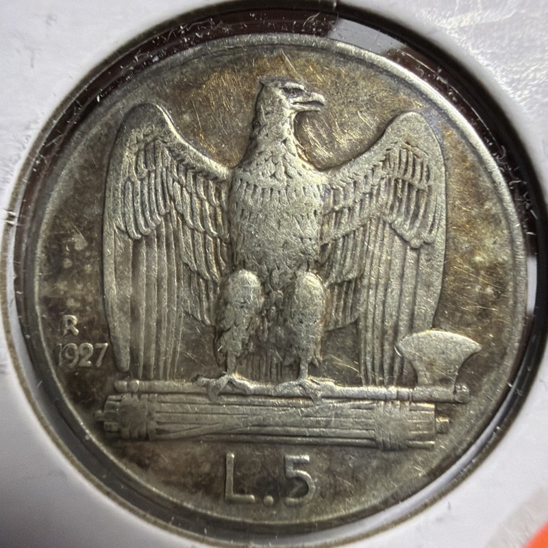 5 LIRE 1927 - 1 rosetta - AQUILINO ARGENTO  - VITTORIO EMANUELE III - PATINA