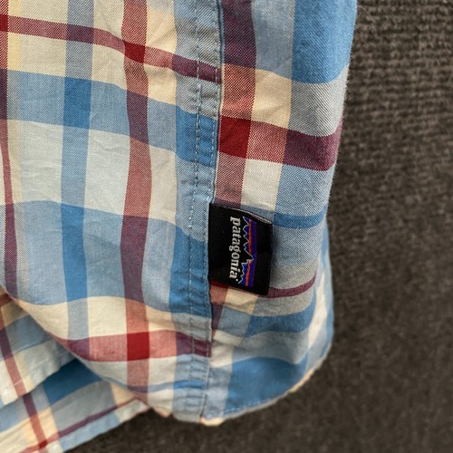 Patagonia Fezzman Mens Large Short Sleeve Button Shirt Blue Plaid Lightweight - Picture 8 of 16