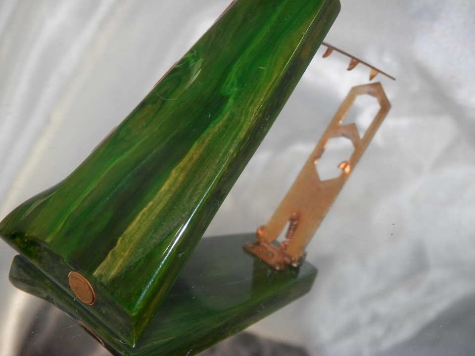 THE COOLEST Large Vintage 40's Spinach Tested Bakelite Brass Dress Clip