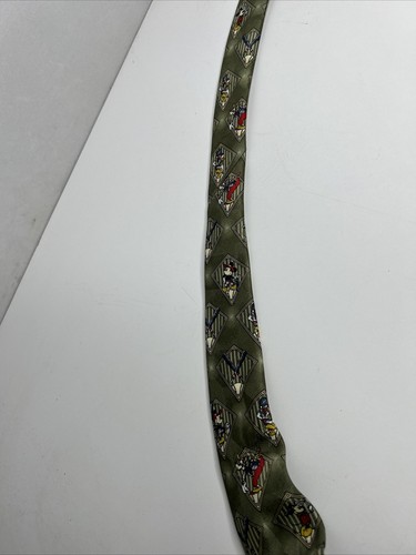 VINTAGE Disney Neck Tie Green Baseball Polyester Goofy Casual Mickey & Co Mens - Picture 3 of 6