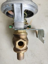 Honeywell VP519C Three Way Unitary Valve