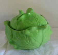 VTG HOLLAND MOLD LETTUCE BOWL W/LID CERAMIC