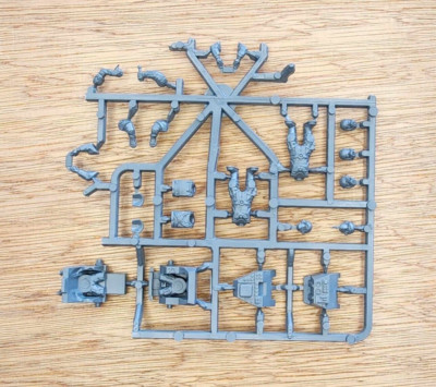 Imperial Guard Valkyrie cockpit and crew Warhammer 40K Conversion Bits