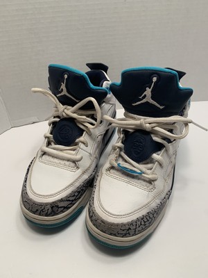 air jordan son of mars low off court shoes