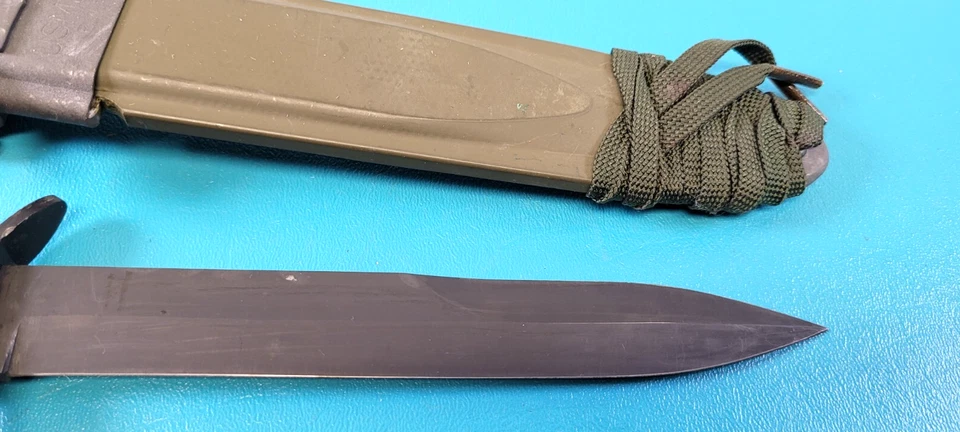 Raro K.I. militar de Estados Unidos de la Segunda Guerra Mundial Cuchillo de lucha Kinfolks M3 daga + vaina Foto 3 de 4