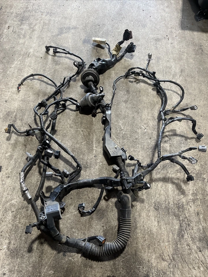 2009 10 Nissan 370z ENGINE WIRE HARNESS 6- Sp Car - Image 2 of 3