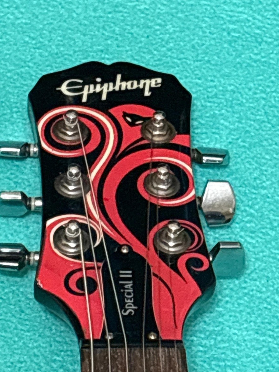 Electric guitar Epiphone SG G-310 Emily the strange - people are