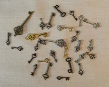 Keys Small Antique-Look Metal Various Sizes 2.5  - .75  For Arts Crafts Projects
