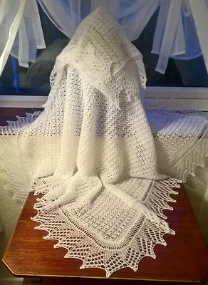 Exquisites handgestricktes Spinnennetz Spitze Baby Schal Decke 2-lagig weiß MADE TO ORDER