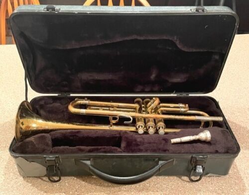 Vintage Holton Trumpet With Nice New Case | eBay