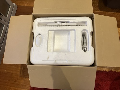 Apple iMac G4 | Comes With packaging | 1.25GB RAM 80GB HDD. Historic 2004 iMac - Afbeelding 4 van 13