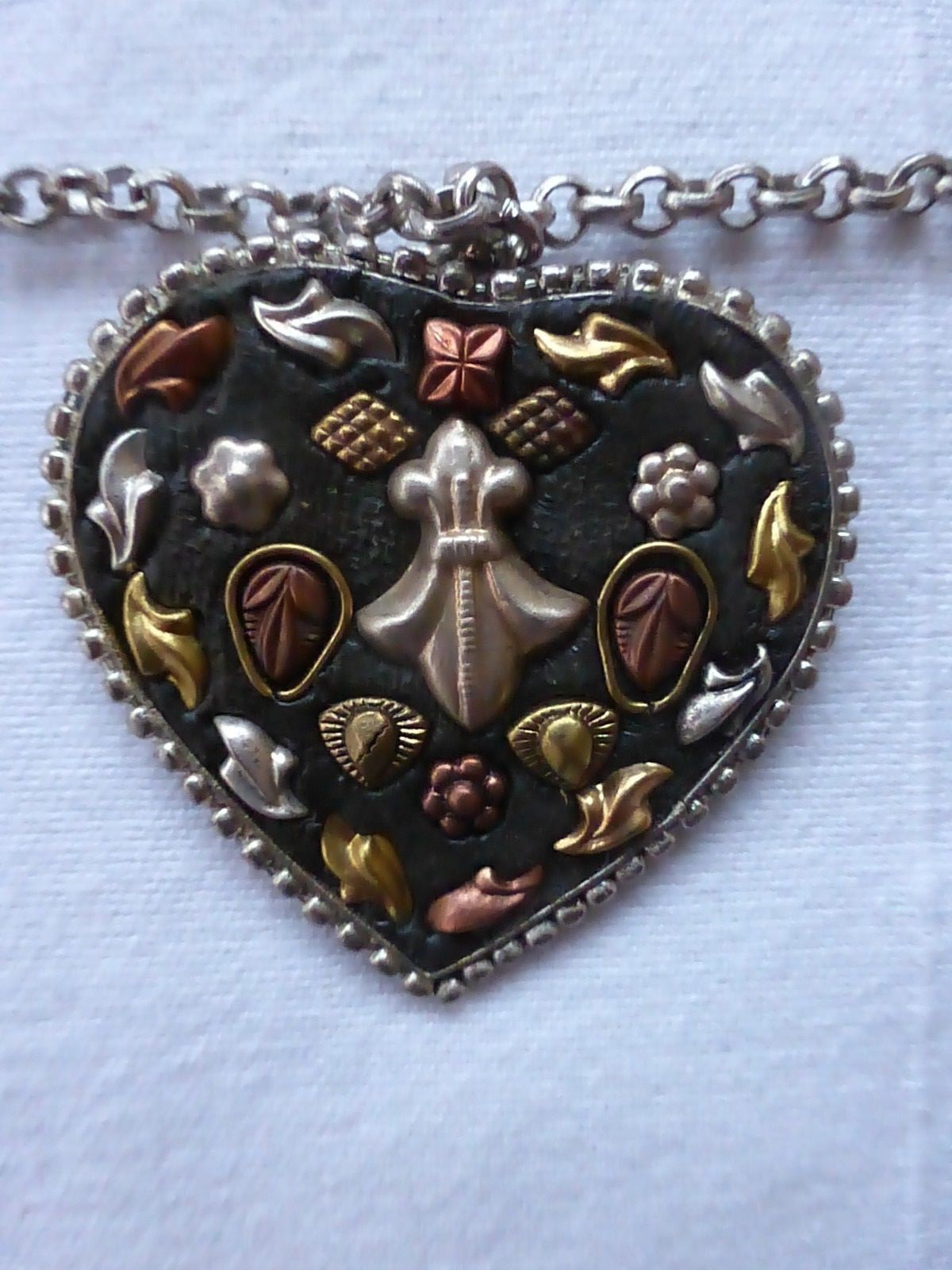 Mardi Gras Fleur De Lis Brass Silver Metal Heart Pendant Chain Necklace