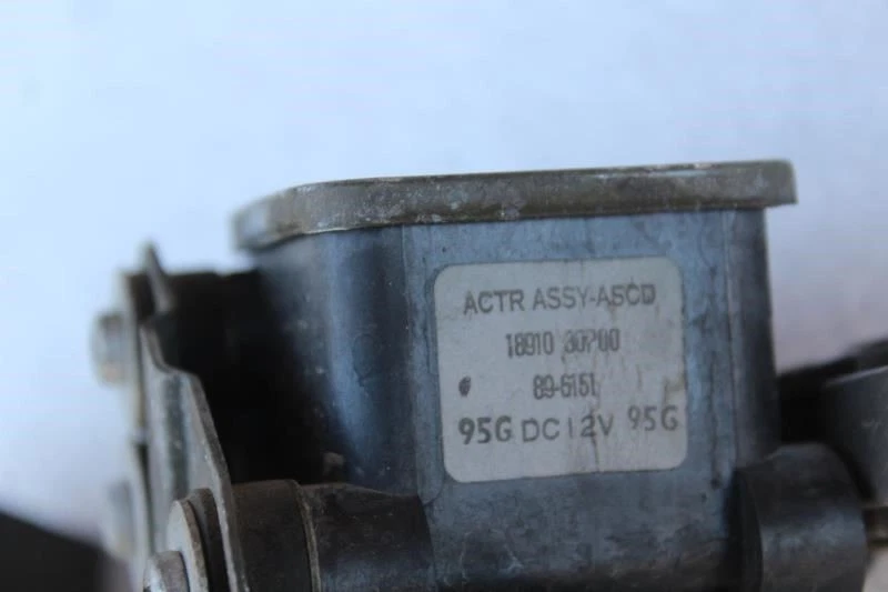 90 1991 1992 1993 1994 1995 1996 Nissan 300Zx actuador control crucero 1891030P00 Foto 3 de 4