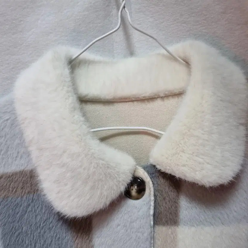 Fake Fur Short Jacket - Soft Checked Pattern, Wom… - image 5