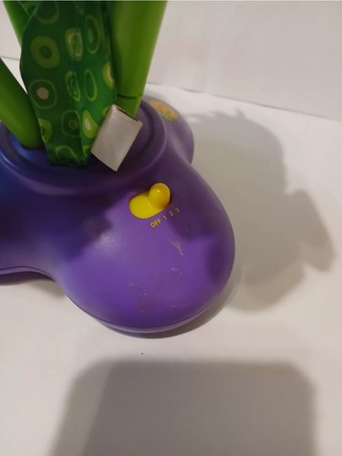 Lamaze Fiori Giardino Bambino Illumina Sviluppo Sensoriale Musicale Giocattolo - Foto 4 di 5