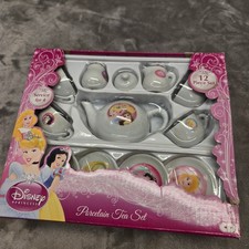 Disney Princess Porcelain Tea Set 12 Piece Se...