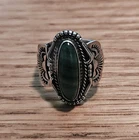 NAVAJO STERLING SILVER STAMPED RING WITH RAISED MALACHITE NUGGET - SIZE 7