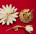 19 Vintage Pins of Leaves & Flowers; Enamel, Gold Plate, +; See Closeups; Ages? — photo 3