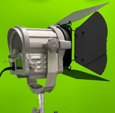 LITEPANELS 1st Gen SOLA 6 Daylight LED Fresnel (906-2001) Rare / EX DEMO