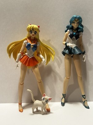 2 S.H Figuarts Sailor Neptune & Sailor Venus Action figures  Sailor Moon Bandai