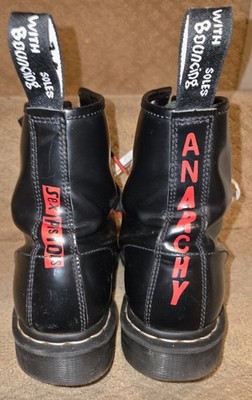 Dr.Martens 60YEARS SexPisTOLS UK6 マーチン Dr Martens X Sex Pistols 60 Years God Save the Queen Anarchy Black