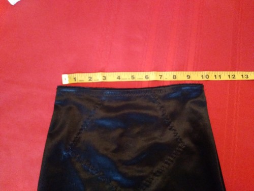 VINTAGE GIRDLE Firm Skirt Shaper Shiny Smooth Lace Trim BLACK Size 5 - Picture 11 of 13