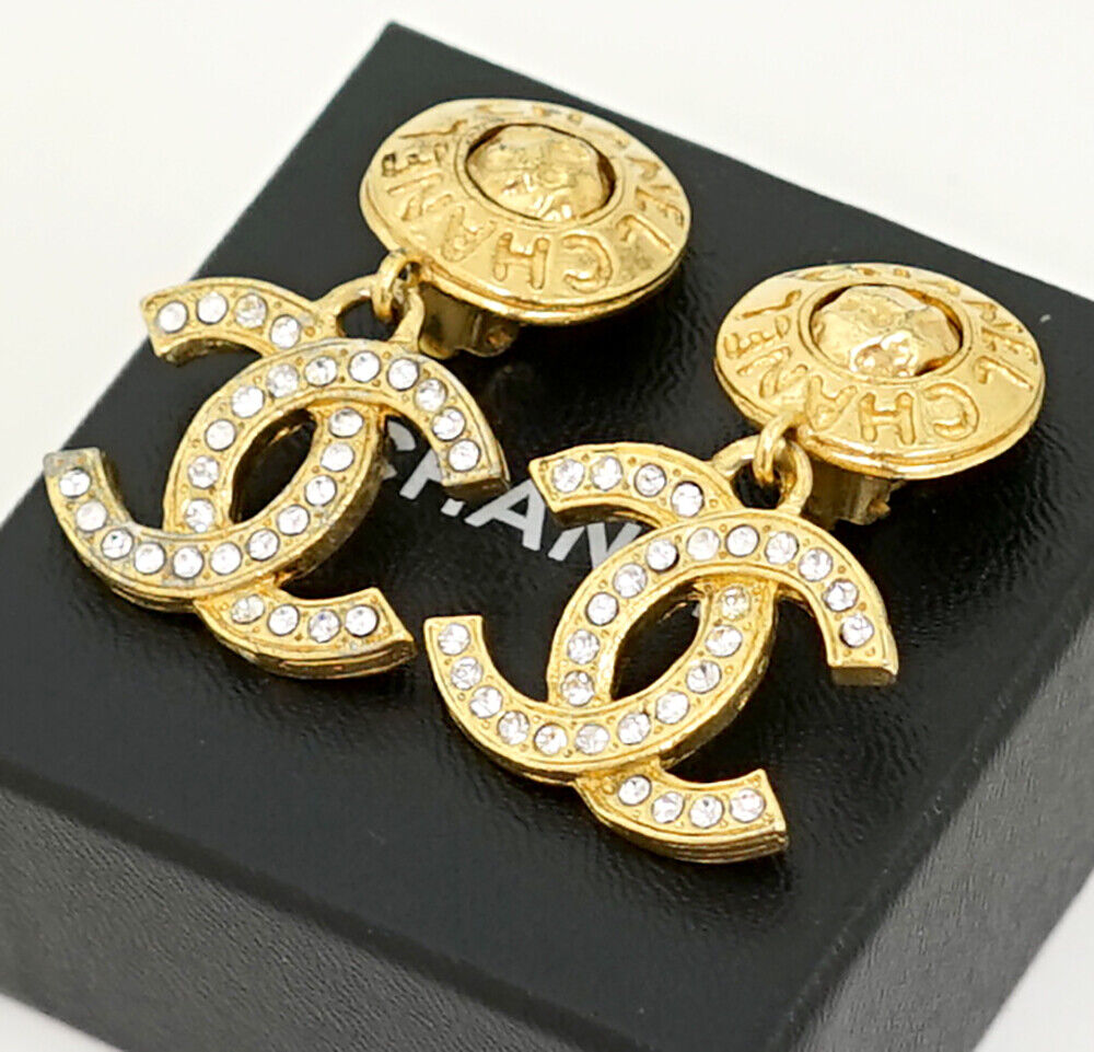 CHANEL CC Logos Dangle Earrings Rhinestone Earrings Gold Tone Auth w/Box  w1017