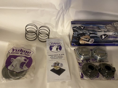 Yukon YHC70006 Locking Hub Set for 78-92 Dana 44 GM Ford 1/2 & 3/4 ton 19-Spline - Picture 1 of 8