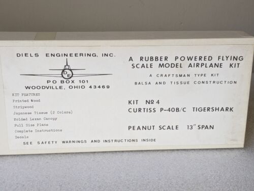 Diels CURTISS P-40B/C TIGERSHARK Peanut Scale Model Plane Kit #4 - Picture 2 of 6