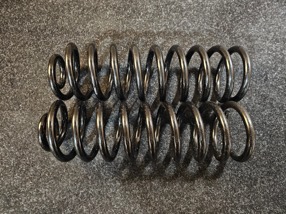 (CANTIDAD 2) Muelles helicoidales traseros Superlift suspensión 561 para Jeep Wrangler 2007-17 Foto 3 de 4