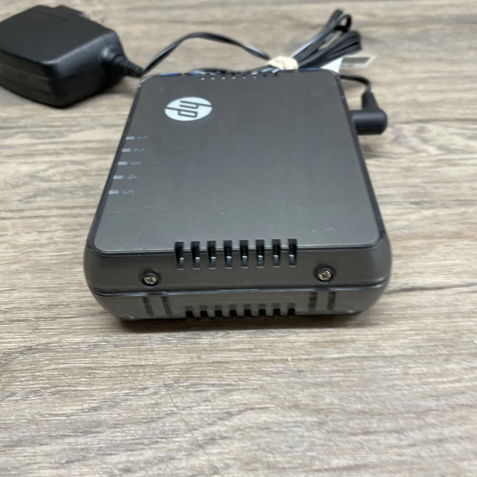 HP HPE OfficeConnect RSVLC-1100 J9791A Networking 5-Port Ethernet Switch - Image 2 of 4