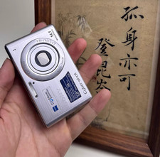 SONY Cyber-shot DSC-W550 Digital Camera 4x Optical Zoom with Accessories